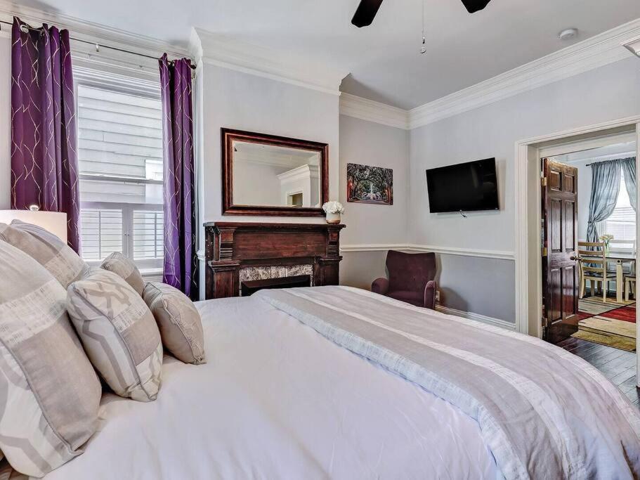 Historic Savannah Gold Private Condo With Pool - 2Bed, 1&Half Bath, Sleeps 6, 1St Floor, 15 Min Walk To Historic Savannah Center And All Attractions Dış mekan fotoğraf